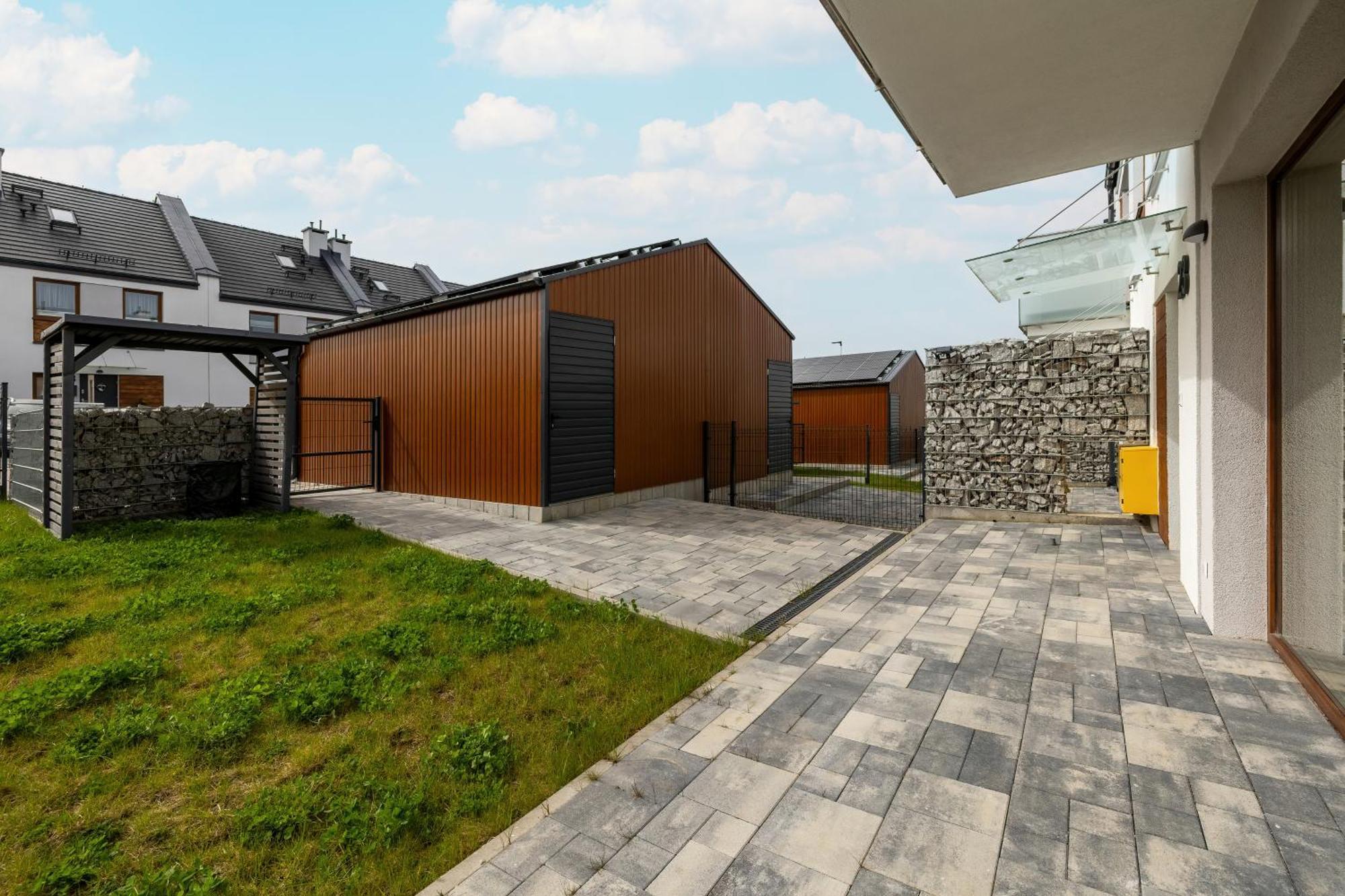 Villaer Sunny Hills - By Jantar